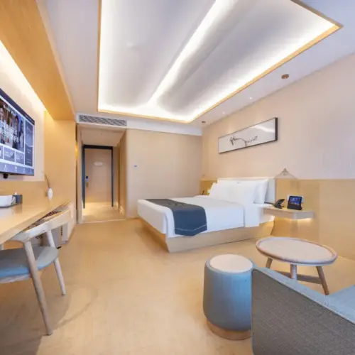 Queen Room