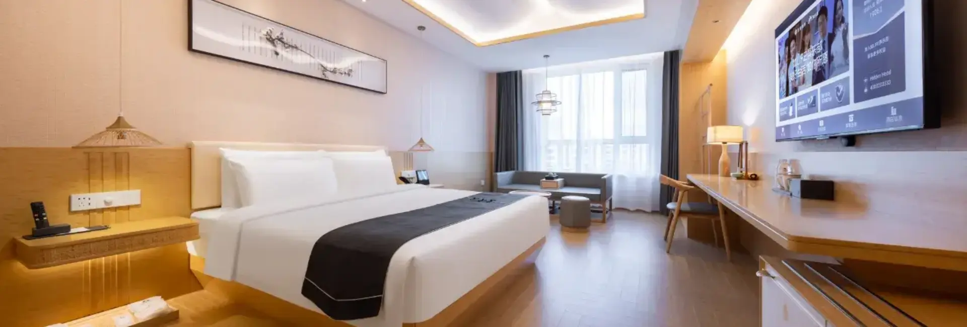 Queen Room