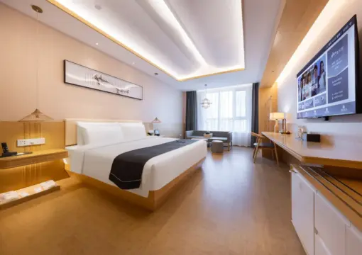 Queen Room