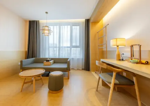 Queen Room